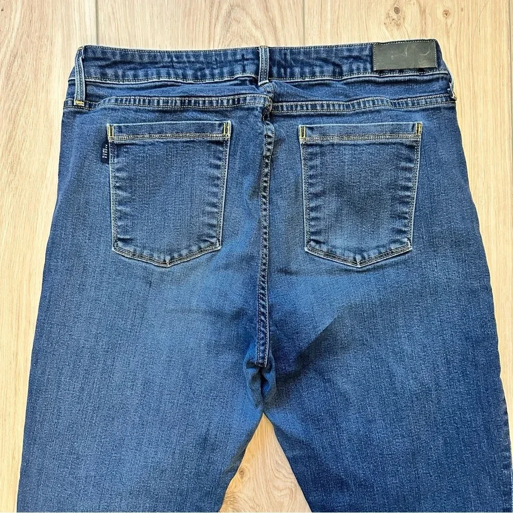 Parker Smith Women’s Straight Leg Jean Mid Rise Sz 32